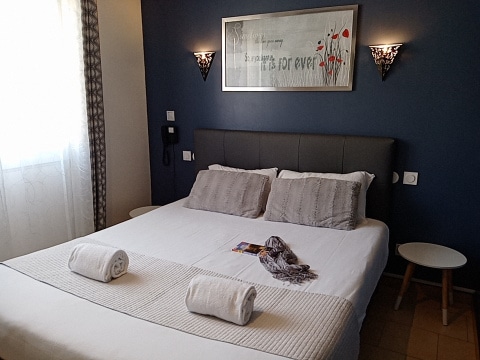 chambre supérieure-chambre confort avec clim-hôtel carcassonne-hôtel astoria